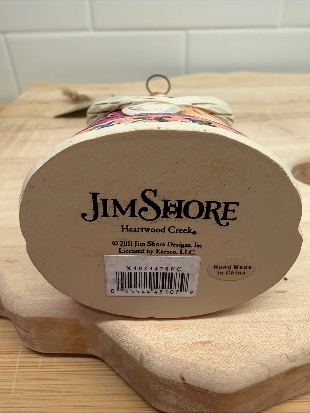 Jim Shore measures 5”